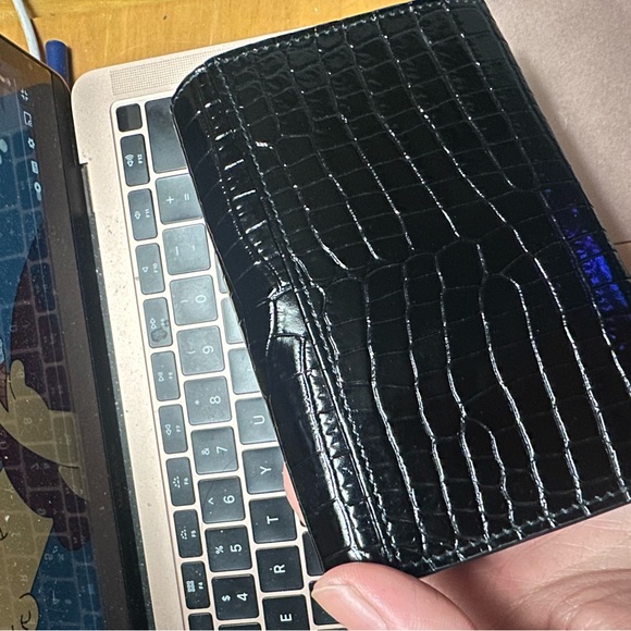 Saint Laurent Leather Wallet Gold Logo - Picture 2 of 7